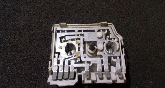 Audi A6 S6 C4 4A Tail light bulb cover holder thk81