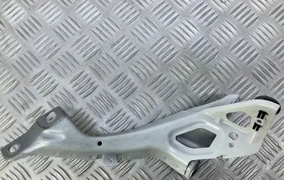 Audi A6 S6 C7 4G Fender mounting bracket 4G0821135A 4G0805815