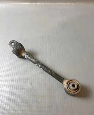 Toyota C-HR I Rear upper control arm/wishbone