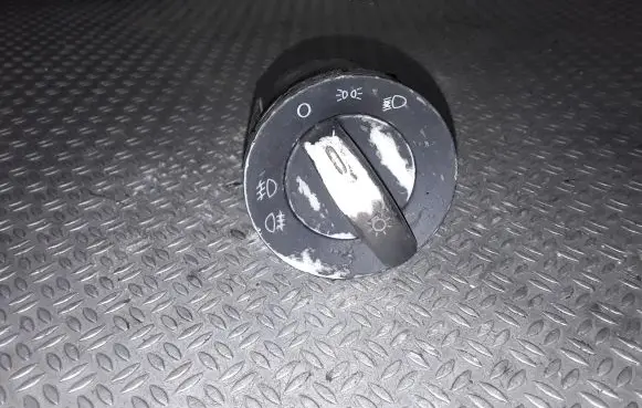 Volkswagen Touran I Light switch 1T0941431C