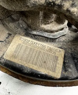 BMW 5 E39 Rear wheel hub E3902 GX81766 T8506