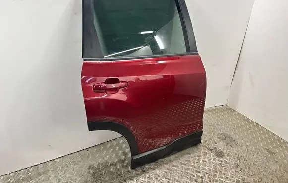 Subaru Forester SK Rear door 43R006709
