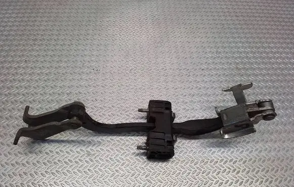 Fiat Ducato Rear door check strap stopper 