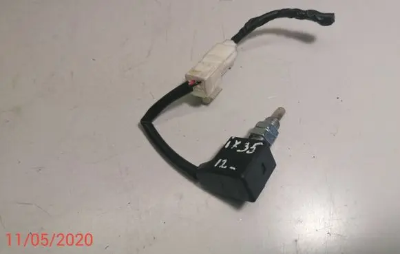 Hyundai ix35 Brake pedal sensor switch