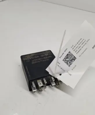 Audi A6 S6 C5 4B Other relay 4B0919471A 5KG00656805 393