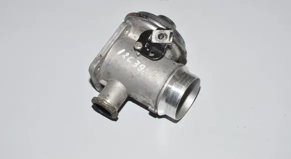 BMW X5 E53 EGR valve 7789999