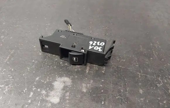 BMW 3 E46 Electric window control switch 6902176