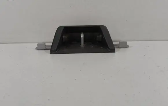 Volvo XC90 Loading door lock loop/hook striker 39831946