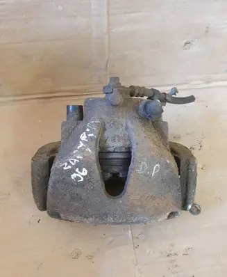 Opel Zafira B Front brake caliper