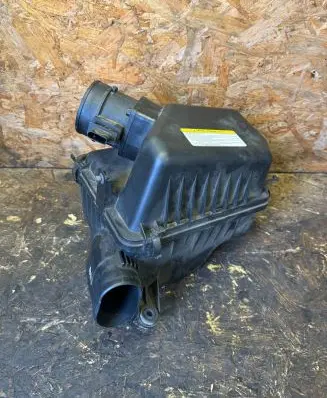 KIA Carens II Air filter 