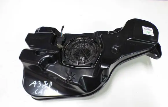 Audi A3 S3 8P Subwoofer speaker 8P7035382A 307704001 303165001