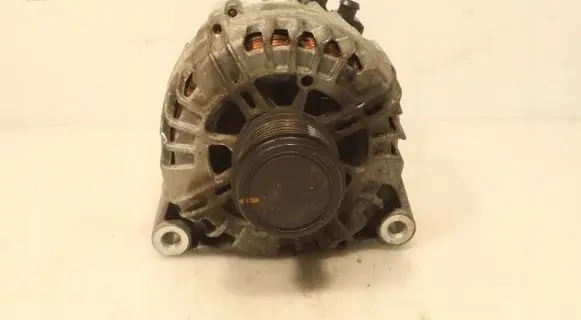 Volvo V40 Generator/alternator 30659390