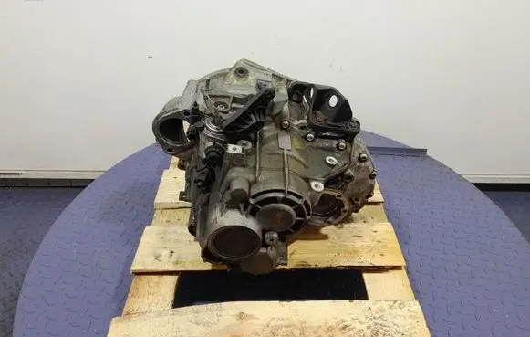 Volkswagen PASSAT B6 Manual 6 speed gearbox KNY