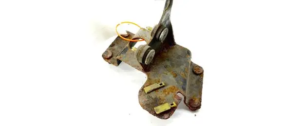 Jaguar XJ X308 ABS pump bracket