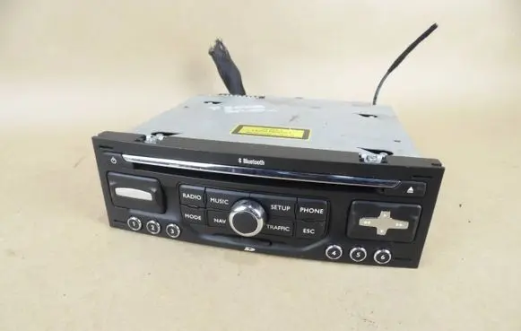 Peugeot 5008 Radio/CD/DVD/GPS head unit 96736746XT A5255508
