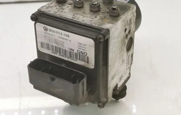 Volkswagen PASSAT B6 ABS Pump 3C0614109 16420501 16420301A