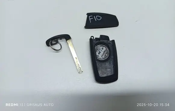 BMW 5 F10 F11 Ignition key/card 925972102 HUF5661 DA101586
