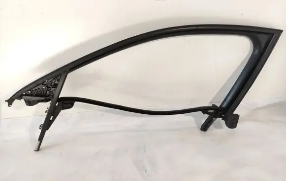 Audi A8 S8 D3 4E Front door window/glass frame 4E0837607C 4E0837439