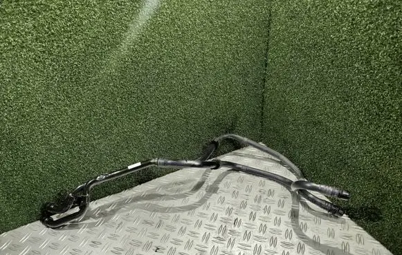 Peugeot 3008 II Engine coolant pipe/hose 10548000465 20210308 PF23003003