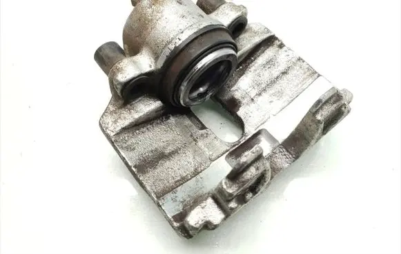 Volkswagen PASSAT B6 Front brake caliper