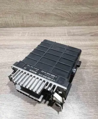 Mercedes-Benz E W124 Engine control unit/module ECU 0065451432 0280800226