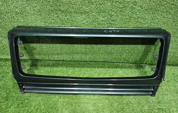 Mercedes-Benz G W461 W463 1st Gen Front bumper upper radiator grill A4638880000