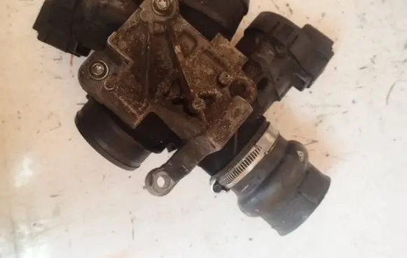 Peugeot 407 Air pressure sensor 9639027480 7F13 0798005602