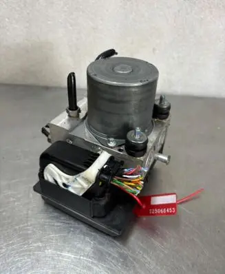 Citroen C4 II Master brake cylinder