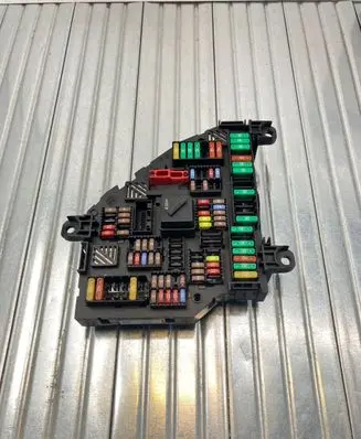 BMW 5 F10 F11 Fuse module 9264923 07695150 417033452