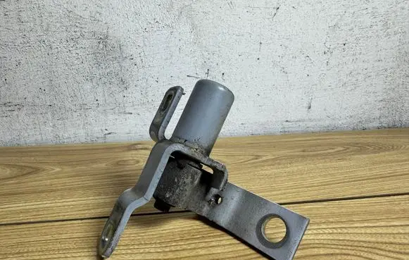 Ford S-MAX Rear door lower hinge 