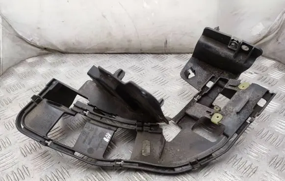 Peugeot Traveller Rear bumper mounting bracket 9813331680