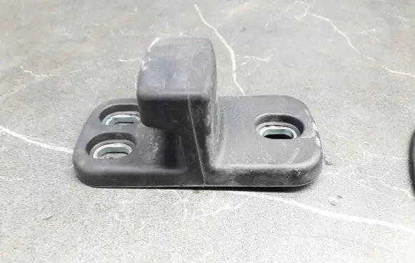 Volkswagen Crafter Rubber seal front coupe door 7C0843317A