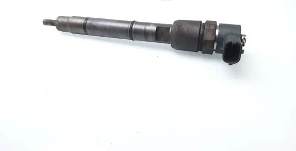 Hyundai i40 Fuel injector 338002A800