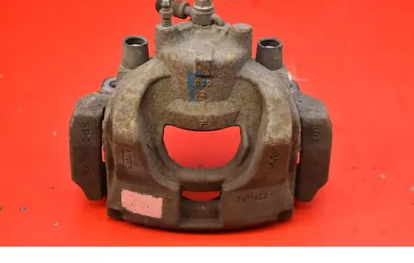 Ford Mondeo MK I Front brake caliper