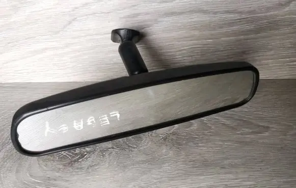 Subaru Legacy Rear view mirror (interior) E8011681