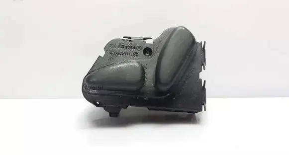 Mercedes-Benz E W210 Seat control switch 2108213851