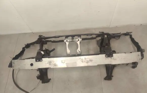 Mercedes-Benz E W211 Radiator support slam panel