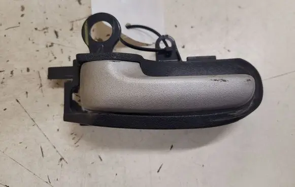 Toyota Yaris Front door interior handle