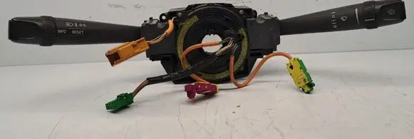 Volvo S80 On-board computer control switch 8666597