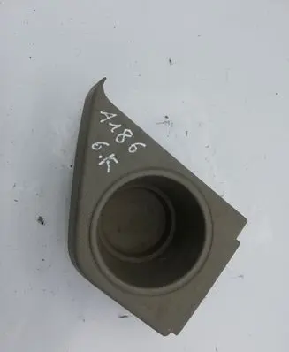 Volvo XC90 Cup holder NOCODE