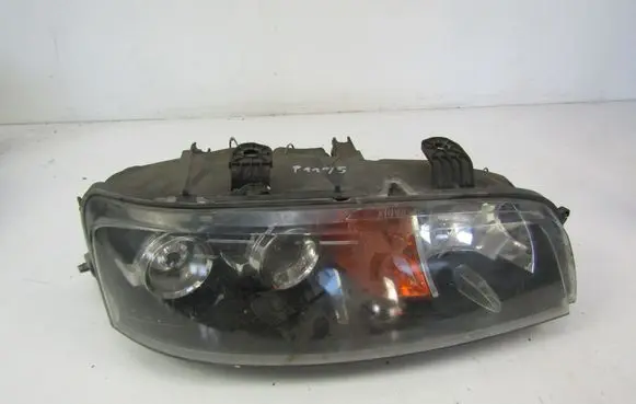 Fiat Punto (188) Headlight/headlamp 
