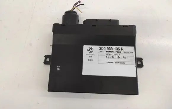 Volkswagen Touareg I Keyless (KESSY) go control unit/module 3D0909135N 5WK47021