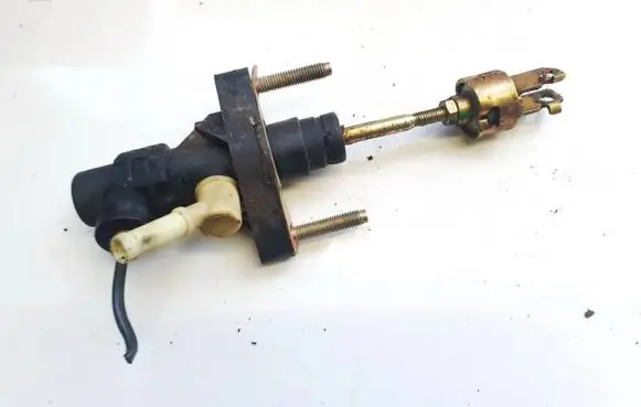 Toyota Avensis T250 Clutch master cylinder
