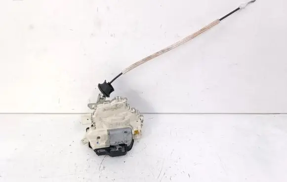 Audi A6 S6 C6 4F Front door lock 4F1837015H
