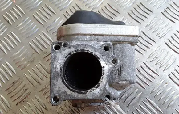 Volkswagen Polo Throttle valve 408238321007 036133062N