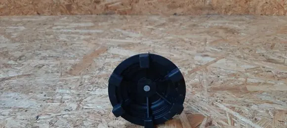 Volvo V70 Spare wheel bolt 