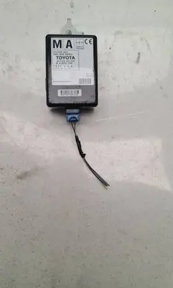 Toyota Auris E180 Door control unit/module 8974002100