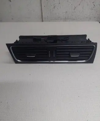Audi A5 8T 8F Dash center air vent grill 8T1820951C