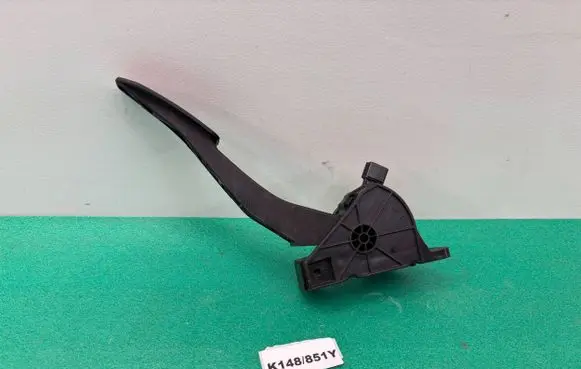 Land Rover Discovery Sport Accelerator throttle pedal FK72-9F836-CB