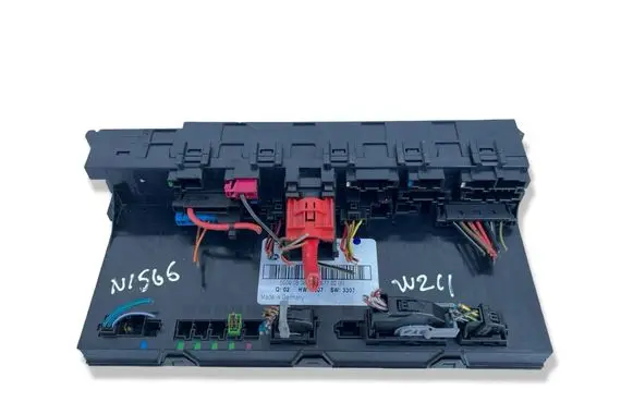 Mercedes-Benz E W211 SAM control unit 5DK00804729 2115459301